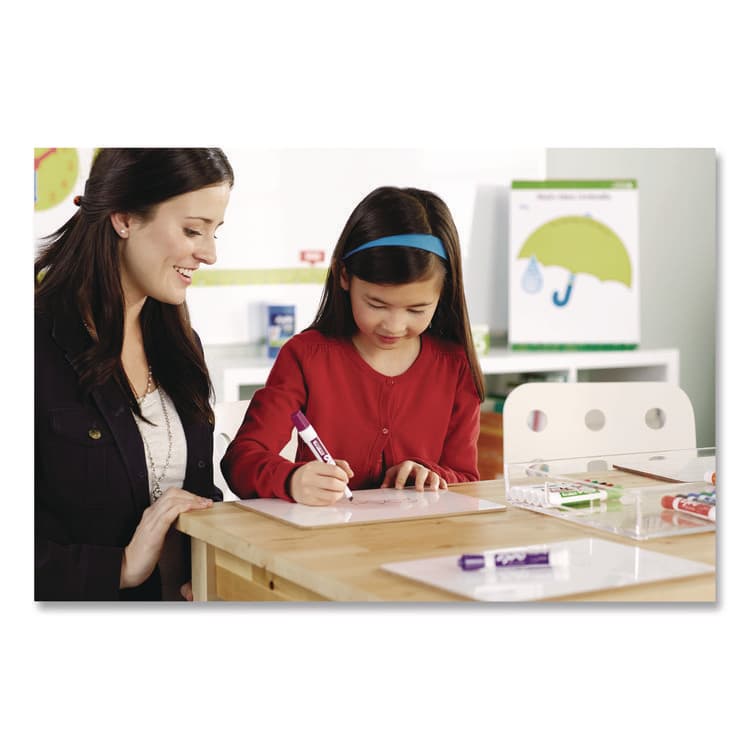 SANFORD Low-Odor Dry Erase Marker, Broad Chisel Tip, Assorted Colors, 4/Pack (SAN2211555) thumbnail 4