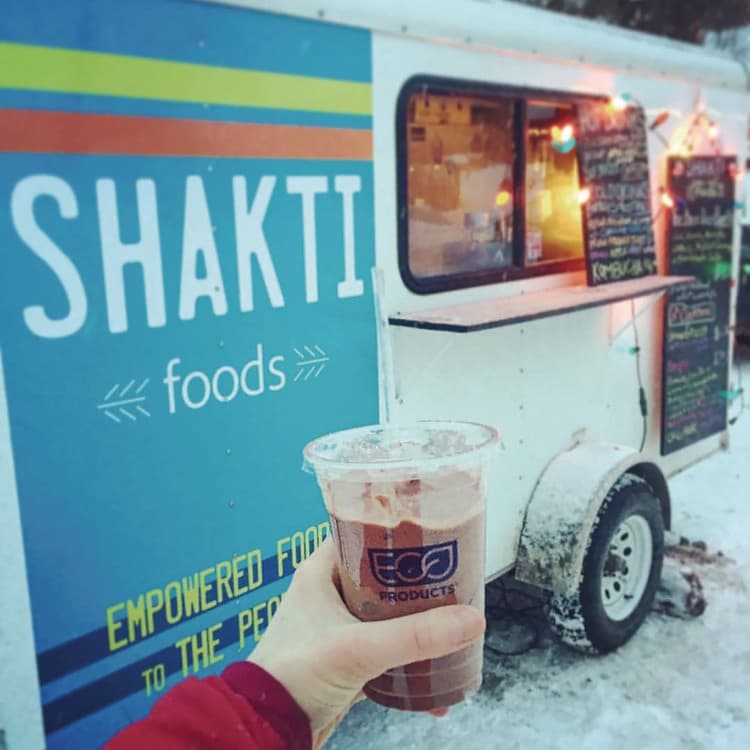 ECO-PRODUCTS,INC. BlueStripe Recycled Content Cold Cup Flat Lids, Fits 9 oz to 24 oz Cold Cups, Plastic, Clear, 100/Pack, 10 Packs/Carton (ECOEPCRFL) thumbnail 3