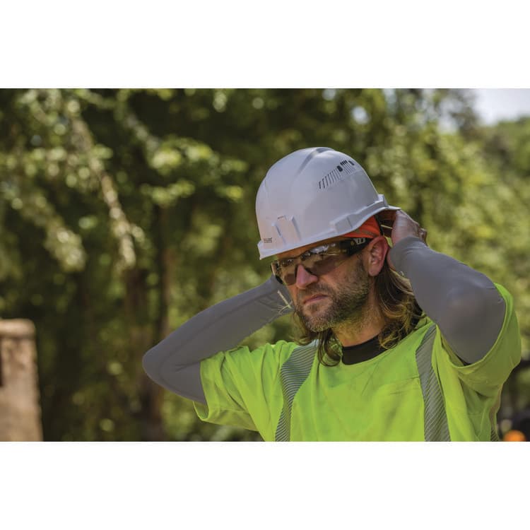 ERGODYNE CORPORATION Chill-Its 6690 Performance Knit Cooling Arm Sleeve, Polyester/Spandex, Medium, Gray, Pair (EGO12187) thumbnail 4