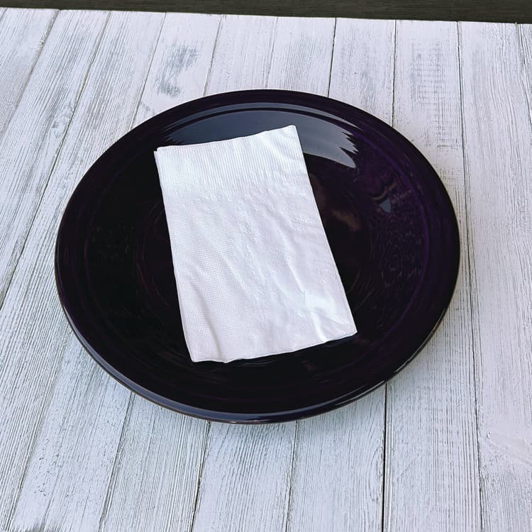 GEN Dinner Napkins, 2-Ply, 14.5 x 16.5, White, 150/Pack, 20 Packs/Carton (GEN15X17DINW) thumbnail 4