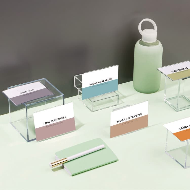 AVERY PRODUCTS CORPORATION Secure Top Heavy-Duty Badge Holders, Horizontal, 4w x 3h, Clear, 25/Pack (AVE74471) thumbnail 4