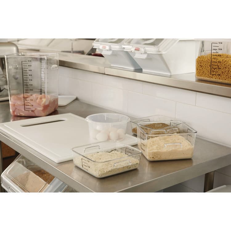 RUBBERMAID COMMERCIAL PROD. SpaceSaver Square Containers, 2 qt, 8.8 x 8.75 x 2.7, Clear, Plastic (RCP6302CLE) thumbnail 4