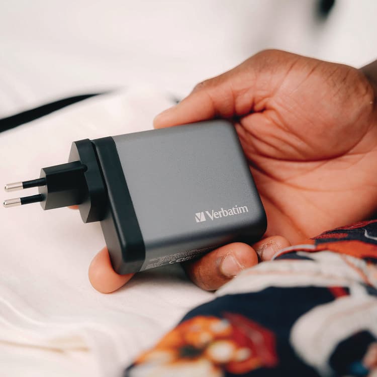 VERBATIM CORPORATION 140 W 4-Port GaN Wall Charger, Black/Gray (VER32203) thumbnail 3