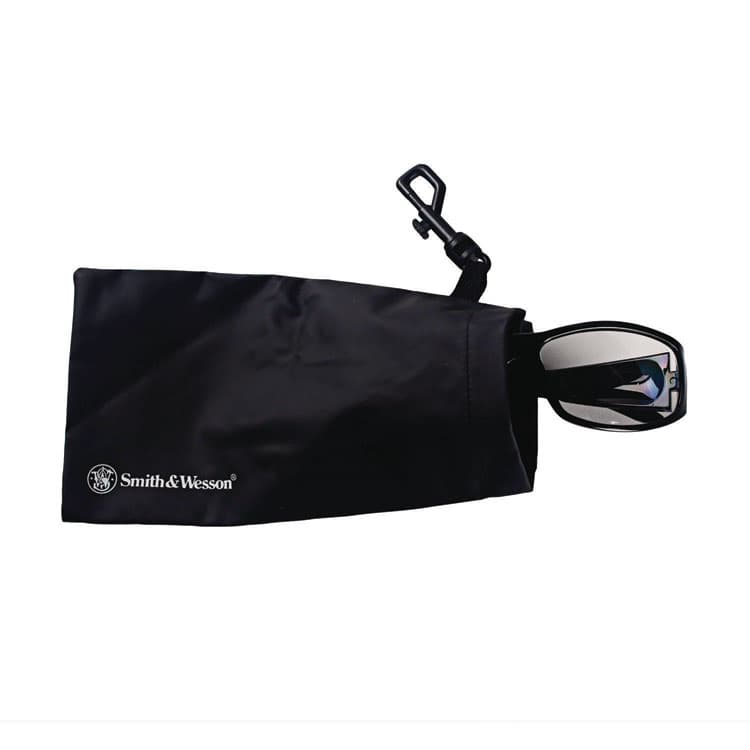 SMITH AND WESSON Safety Glasses Carrying Pouch with Belt Clip, 4.25 x 0.25 x 4.25, Black, 12/Carton (ANS19941) thumbnail 3