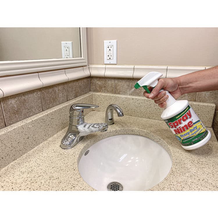 ITW PRO BRANDS Heavy Duty Cleaner/Degreaser/Disinfectant, Citrus Scent, 5 gal Pail (ITW26805) thumbnail 4