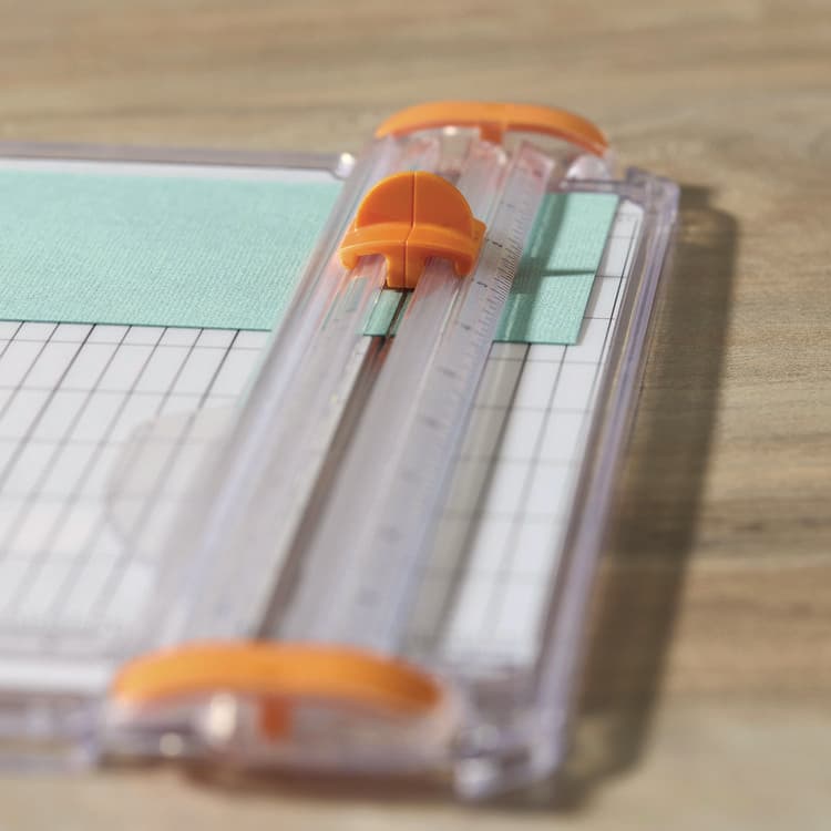 FISKARS MANUFACTURING CORP SureCut Card Making Paper Trimmer, 8 Sheets, 9" Cut Length, 5.5"w x 9" l (FSK1071221) thumbnail 4