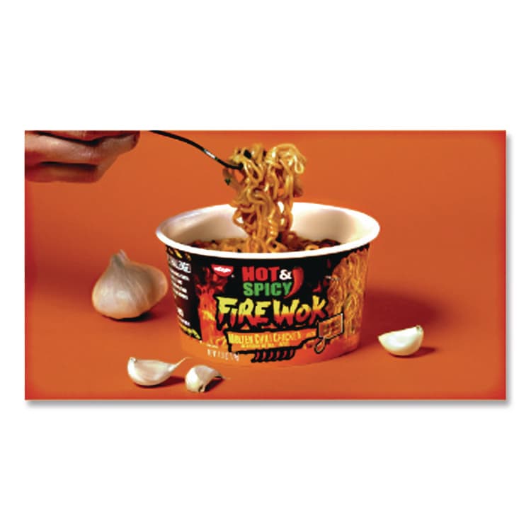 NISSIN FOODS Hot and Spicy Fire Wok Molten Chili Chicken, 4.37 oz Bowl, 6/Carton (NSFNIS19503) thumbnail 4