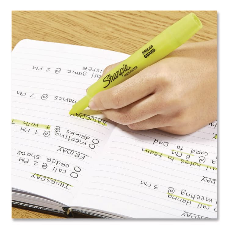 SANFORD Smear Guard Tank Highlighters, Assorted Ink, Chisel Tip, Assorted Barrel, 20/Pack (SAN25018) thumbnail 4