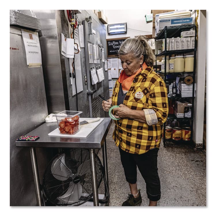 ERGODYNE CORPORATION Chill-Its 6602 Evaporative PVA Cooling Towel, 29.5 x 13, One Size Fits Most, PVA, Orange (EGO12441) thumbnail 4