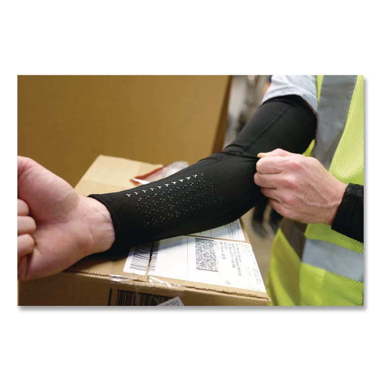 TENACIOUS HOLDINGS, . Chill-Its 6691 Cooling Arm Sleeves with Box-Handling Grip, Polyester/Spandex, X-Large, Black, Pair (EGO12389) thumbnail 3