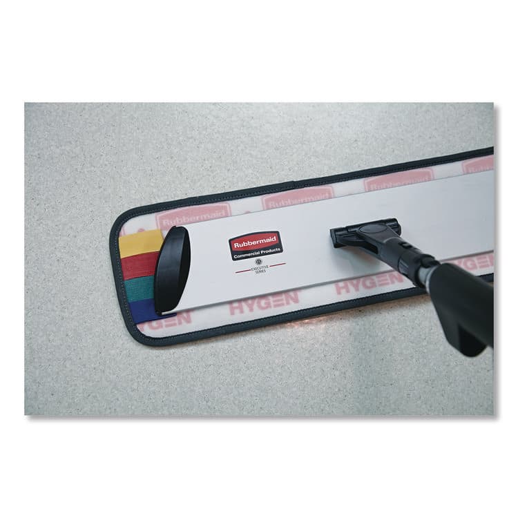 RUBBERMAID COMMERCIAL PROD. Executive Microfiber Single-Sided Flat Mop Frame, 3.5 W, 17 L, Black/Silver (RCP1863893) thumbnail 4