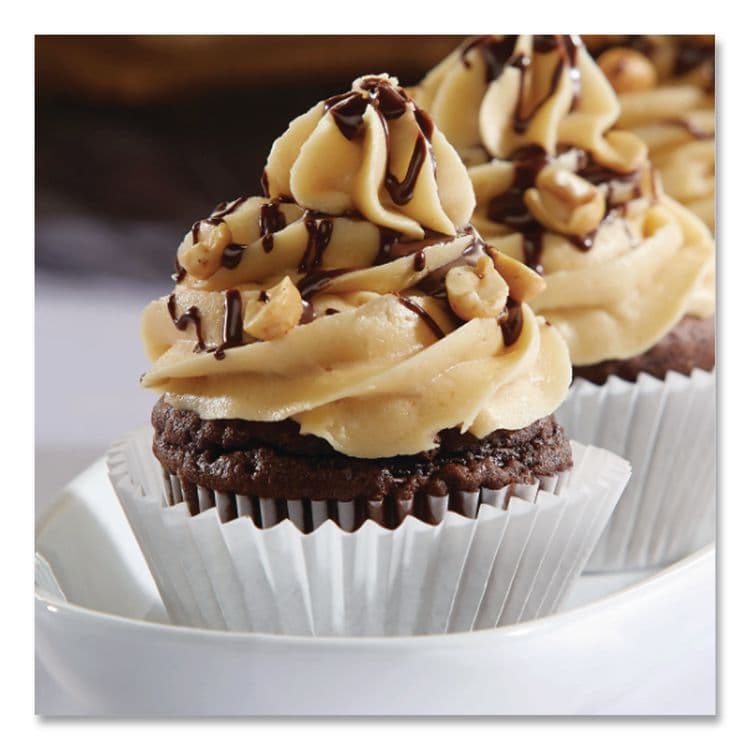 HOFFMASTER Fluted Bake Cups, 2.25" Diameter x 1.88" h, White, Paper, 500/Pack, 20 Packs/Carton (HFM610070) thumbnail 3