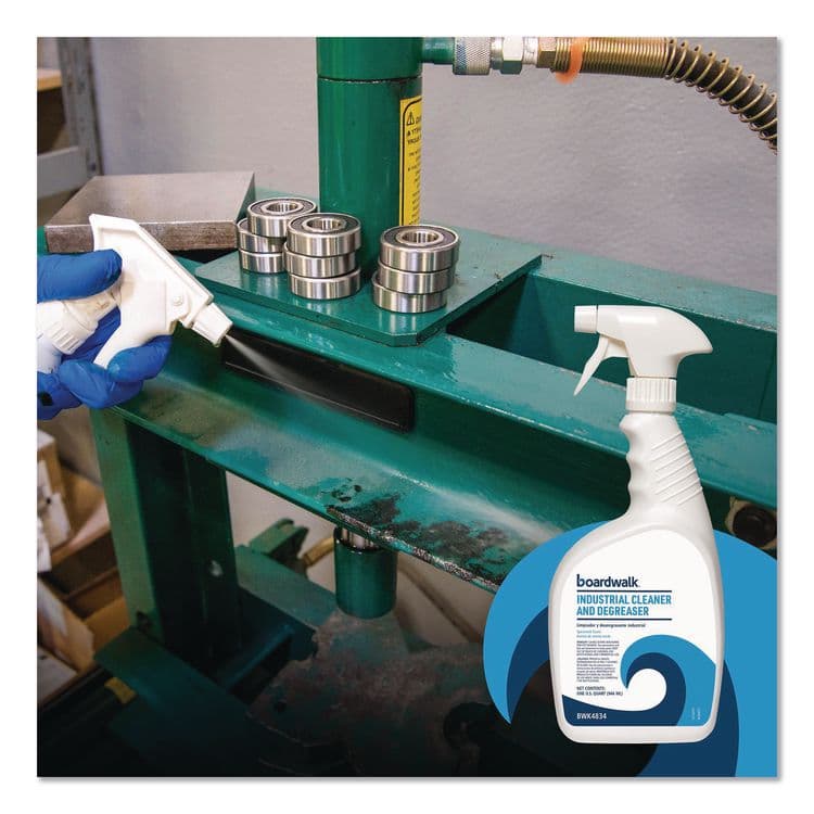 BOARDWALK Industrial Cleaner and Degreaser, Spearmint Scent, 32 oz Bottle, 12/Carton (BWK4834) thumbnail 4