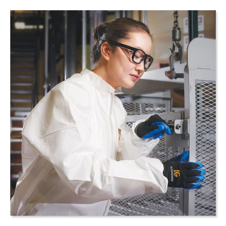 KIMBERLY-CLARK PROFESSIONAL A40 Elastic-Cuff and Ankles Coveralls, White, Large, 25/Carton (ANS44313) thumbnail 4