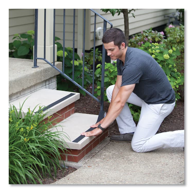 SHURTAPE TECHNOLOGIES Tread Tape, 2" x 5 yds, 3" Core, Black (DUC1027475) thumbnail 3