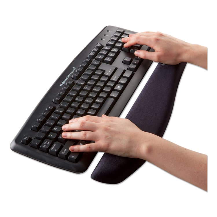 FELLOWES MFG. CO. PlushTouch Keyboard Wrist Rest with FoamFusion Technology, 18.12 x 3.18, Black (FEL9252101) thumbnail 3