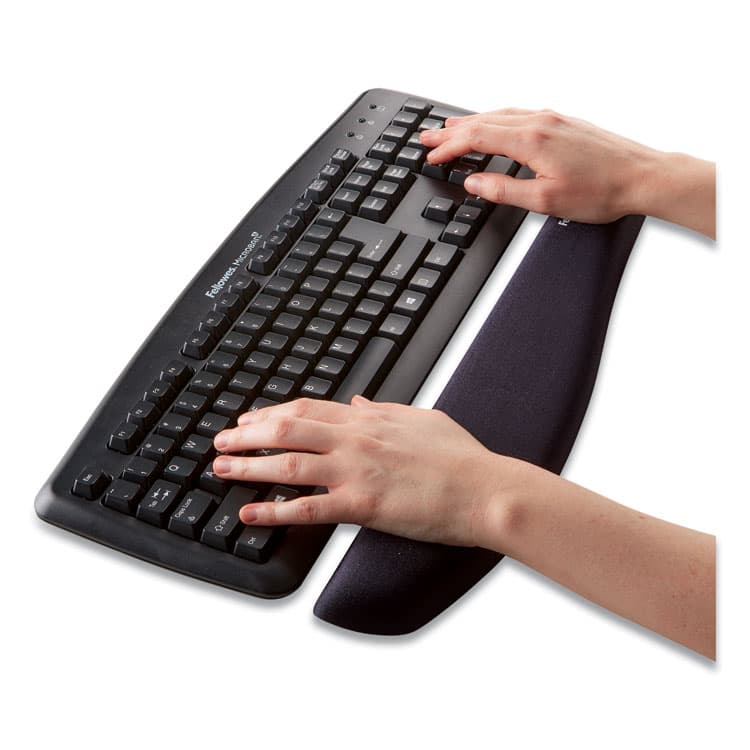 FELLOWES MFG. CO. PlushTouch Keyboard Wrist Rest with FoamFusion Technology, 18.12 x 3.19, Graphite (FEL9252301) thumbnail 2