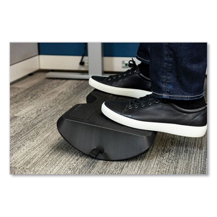 3M/COMMERCIAL TAPE DIV. Foot Rest for Standing Desks, 19.98w x 11.97d x 4.2h, Black (MMMFR200B) thumbnail 4