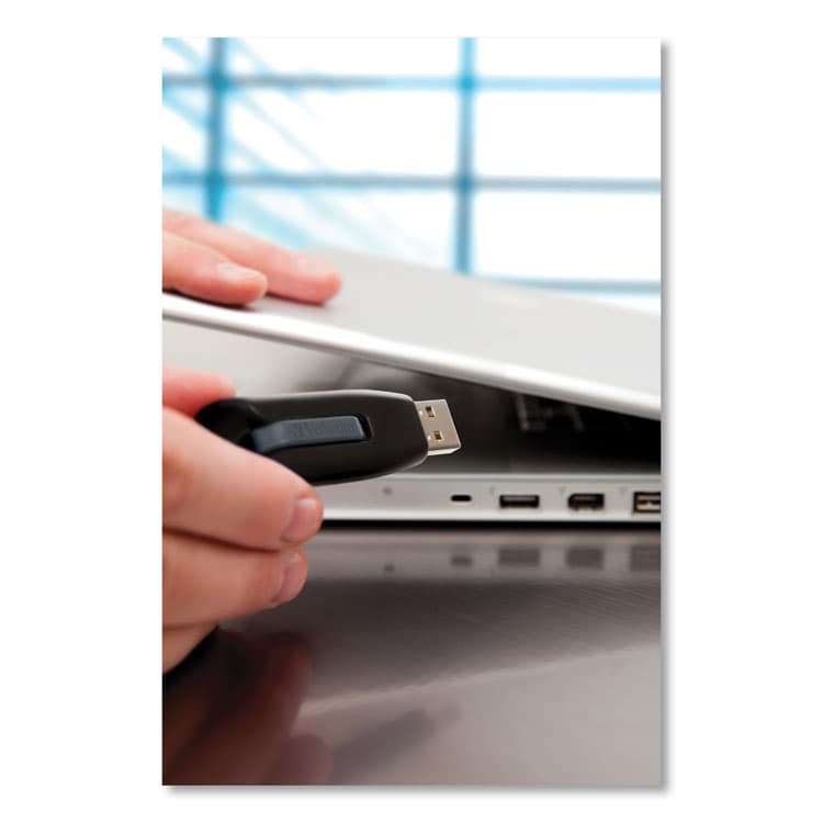 VERBATIM CORPORATION Store 'n' Go V3 USB 3.0 Drive, 256 GB, Black/Gray (VER49168) thumbnail 3