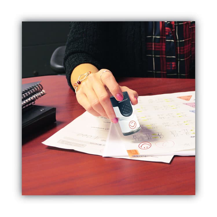 CONSOLIDATED STAMP Pre-Inked Round Stamp, Smiley, 0.63" dia, Red (COS030725) thumbnail 4