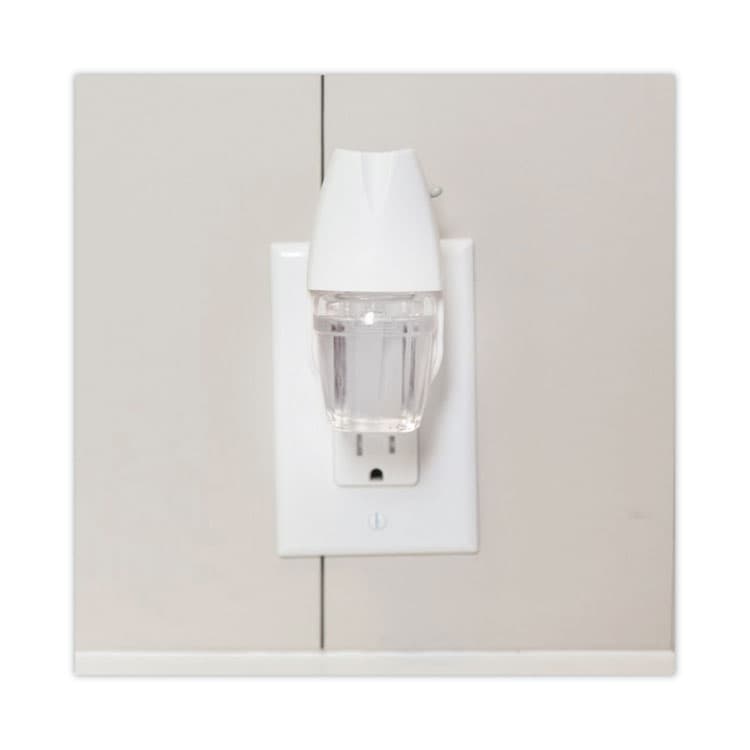 BRIGHT AIR Electric Scented Oil Air Freshener Refill, Linen and Spring Breeze, 0.67 oz Bottle, 5/Pack, 6 Pack/Carton (BRI900669CT) thumbnail 4