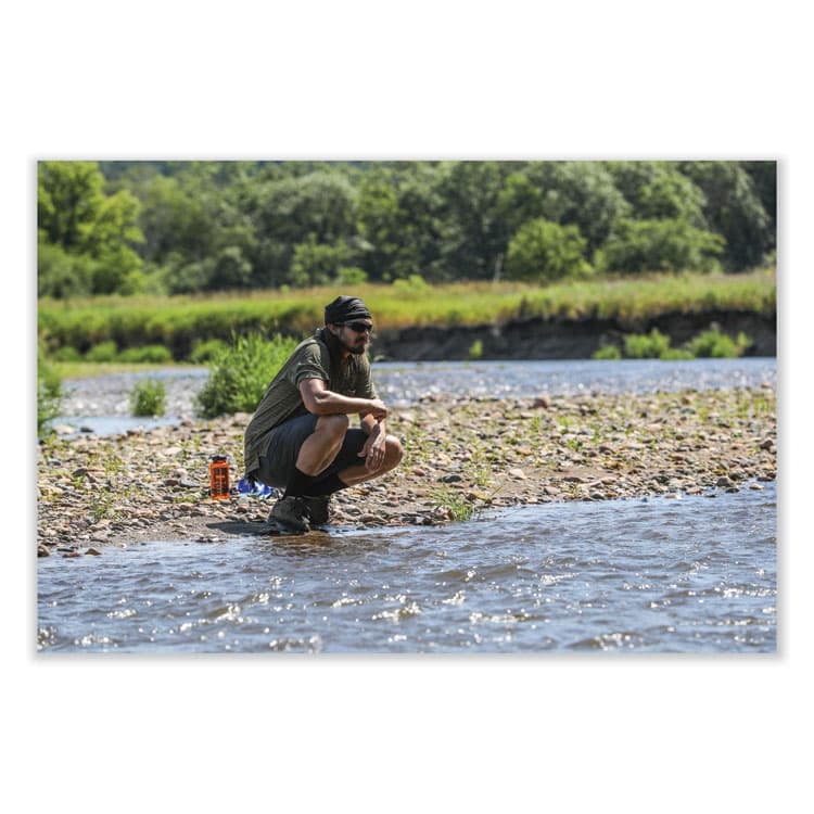 ERGODYNE CORPORATION Chill-Its 6710CT Cooling PVA Tie Bandana Triangle Hat, One Size Fits Most, Navy Western (EGO12584) thumbnail 3