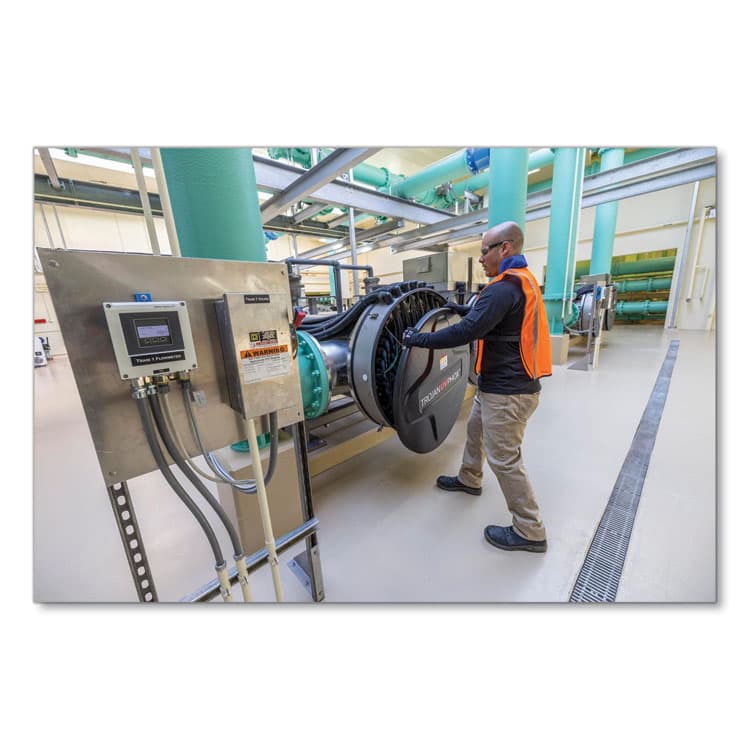 ERGODYNE CORPORATION GloWear 8020HL Non-Certified Standard Vest, Polyester, One Size Fits Most, Orange (EGO20030) thumbnail 3