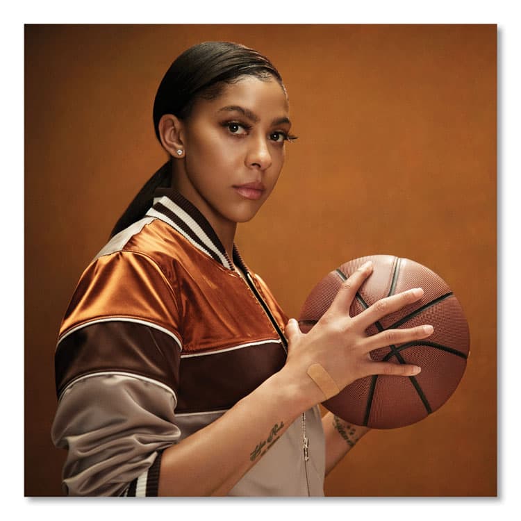 JOHNSON & JOHNSON OurTone Adhesive Bandages, BR45, 2.25 x 0.63; 3 x 0.75; 3 x 1, Light Brown, 30/Pack (JOJ119585) thumbnail 3