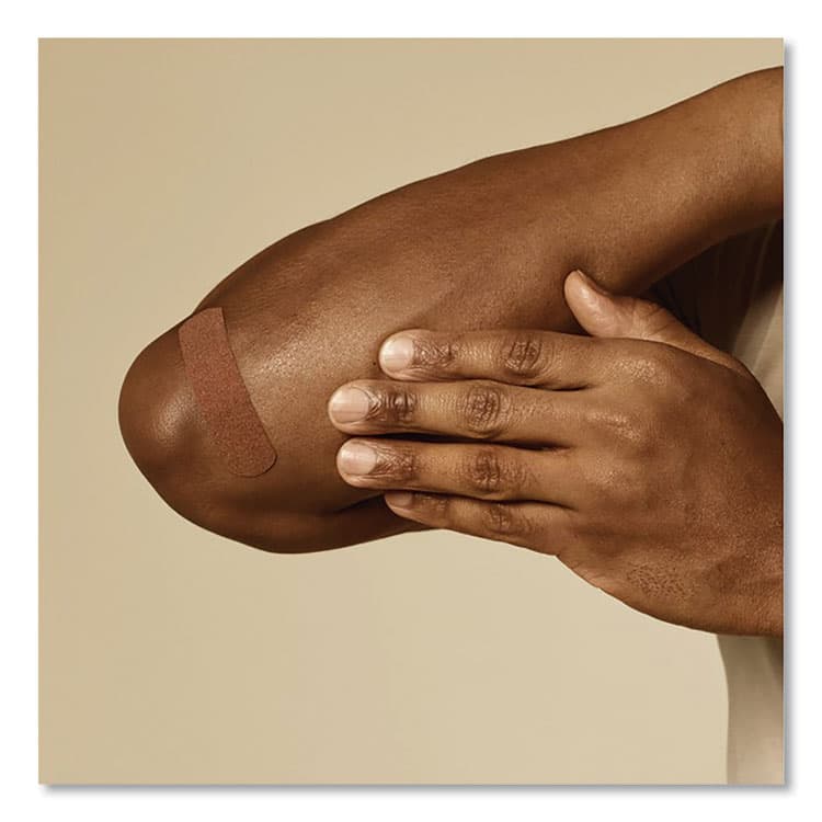 JOHNSON & JOHNSON OurTone Adhesive Bandages, BR55, 2.25 x 0.63; 3 x 0.75; 3 x 1, Medium Brown, 30/Pack (JOJ119586) thumbnail 3