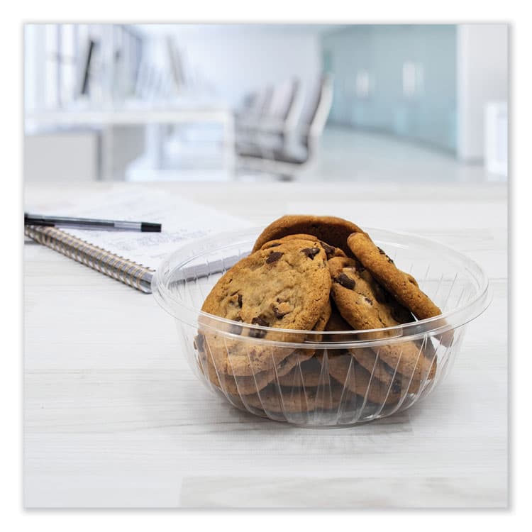 DART PresentaBowls Clear Bowls, 32 oz, Plastic, 63/Bag, 4 Bags/Carton, 252 Bowls/Carton (DCCPET32B) thumbnail 4