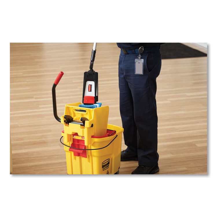 RUBBERMAID COMMERCIAL PROD. WaveBrake 2.0 Bucket/Wringer Combos, Side-Press, 35 qt, Plastic, Black (RCPFG1863896) thumbnail 4