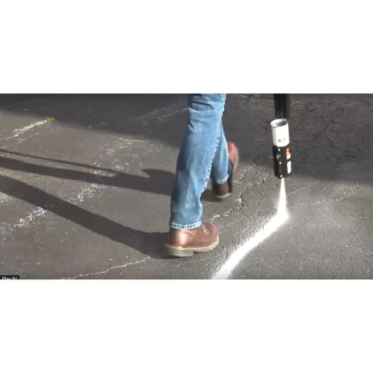 RUST-OLEUM CORPORATION Industrial Choice M1600 System Solvent-Based Precision Line Marking Paint, Flat Fluorescent Orange, 17 oz Aerosol Can, 12/CT (RST203027V) thumbnail 3