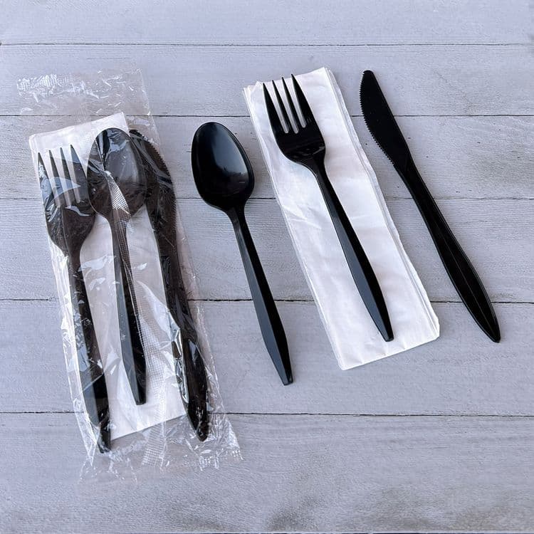 BOARDWALK Four-Piece Cutlery Kit, Mediumweight, Fork/Knife/Napkin/Spoon, Plastic, 6.38", Black, 250/Carton (BWK4KITBLPP) thumbnail 3