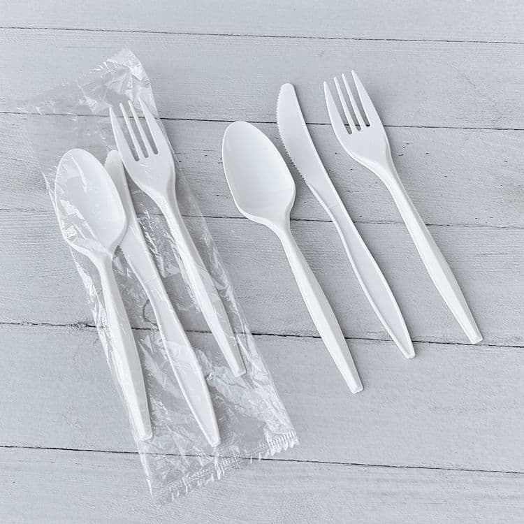 BOARDWALK Three-Piece Cutlery Kit, Mediumweight, Fork/Knife/Spoon, 6.97", Plastic, White, 250/Carton (BWK3COMBOKITPP) thumbnail 4